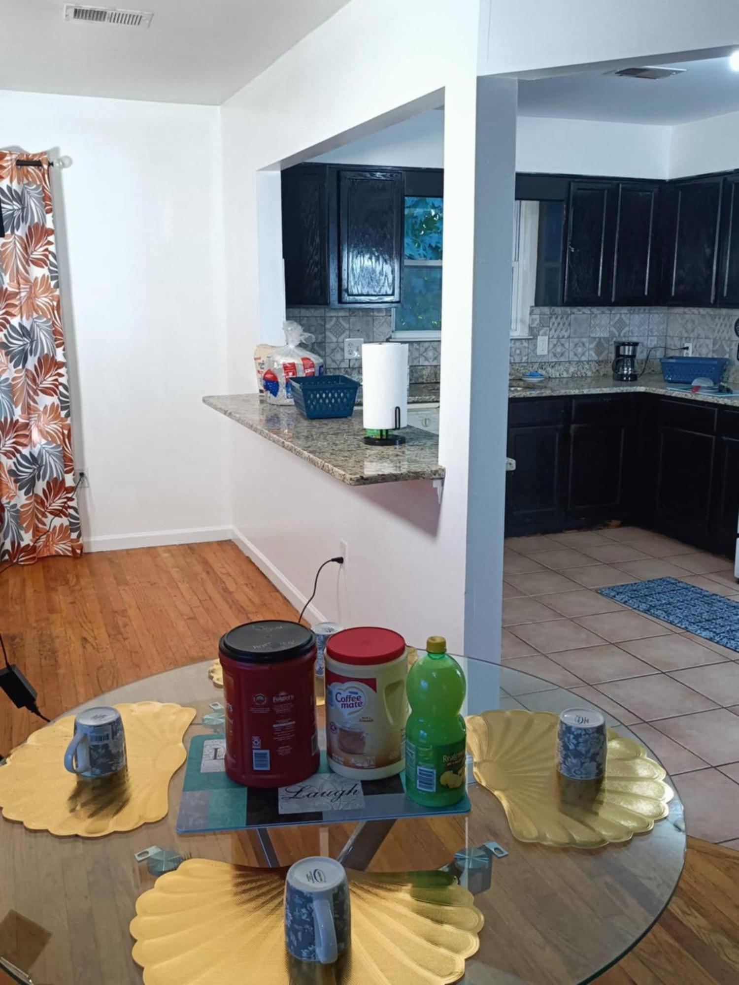 Fada Guest House - 38 Yates Ave Newark Extérieur photo